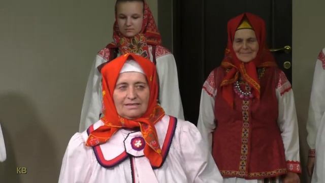 Уфтюжаночка и Василиса. Праздничный костюм д. Пожарище. Русский народный костюм. смотреть онлайн