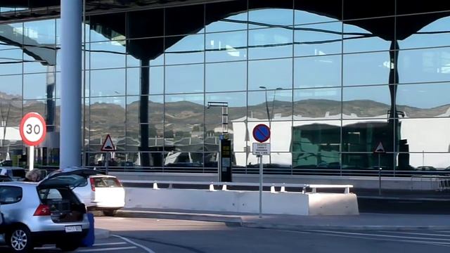 Alicante airport arrivals departures смотреть онлайн