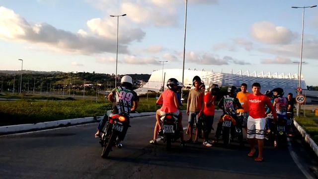 Saída Do Tip Destino Arena Pernambuco Treino de Grau com os Loukos Beto do Grau Vai Segurando!!!! смотреть онлайн
