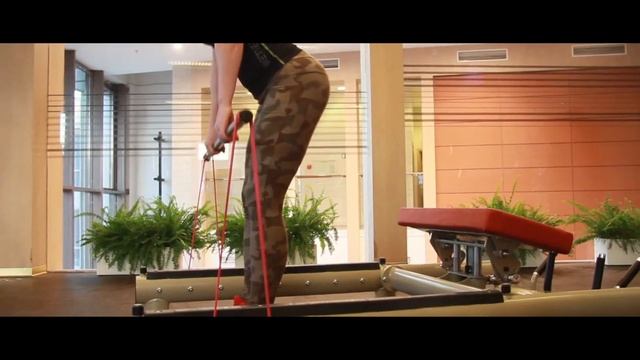 Glute Builder