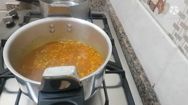 وجبة غذاء صحية سردين في الفرن مع العدس . смотреть онлайн