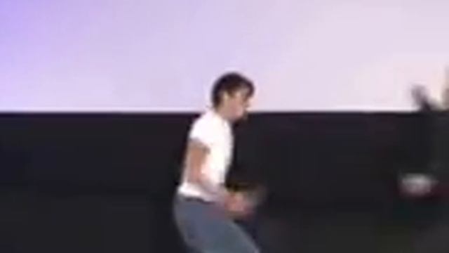 Тони из фильма Онг Бак смотреть онлайн