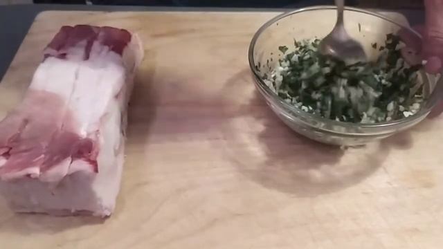Самая крутая засолка сала гармошкой с аджикой, петрушкой и чесноком