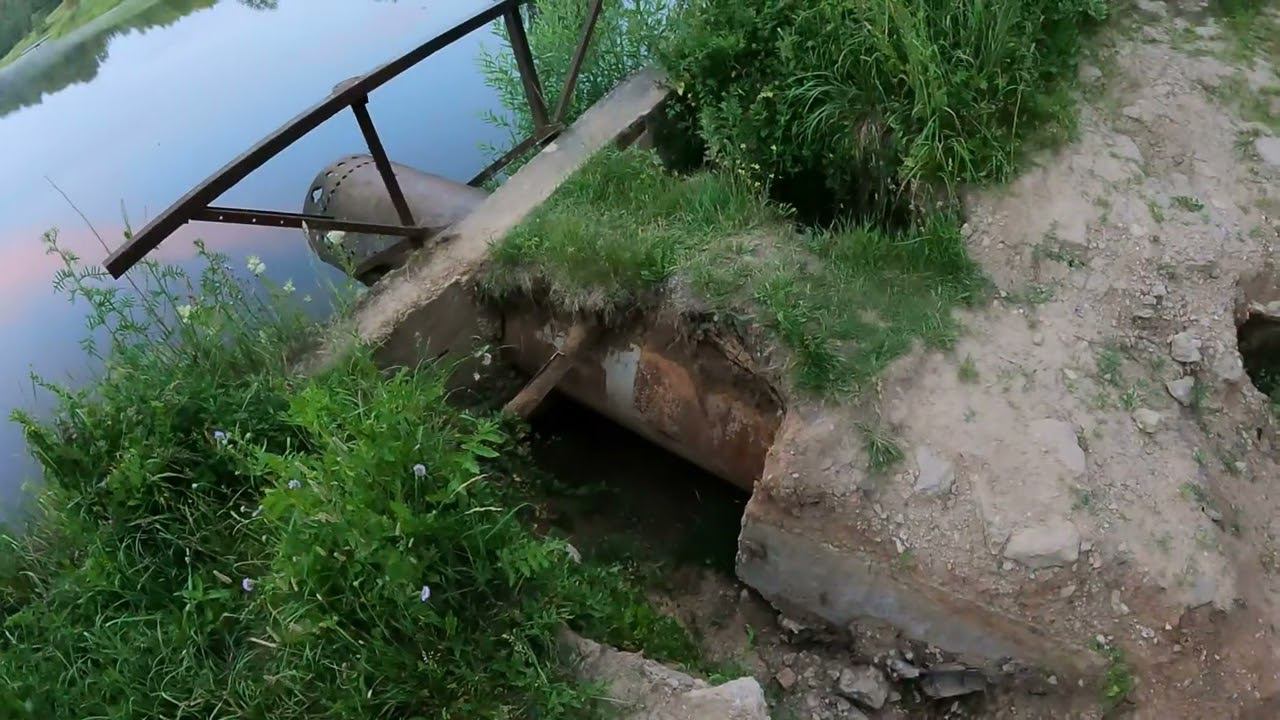 Даже такие мощные дамбы размывает, если они сделаны неправильно смотреть онлайн