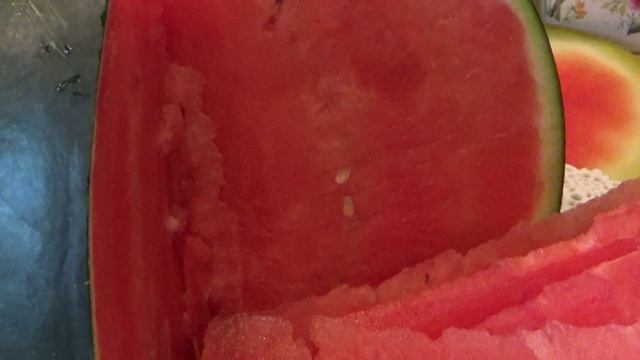 Дегустируем бессемянной арбуз. смотреть онлайн