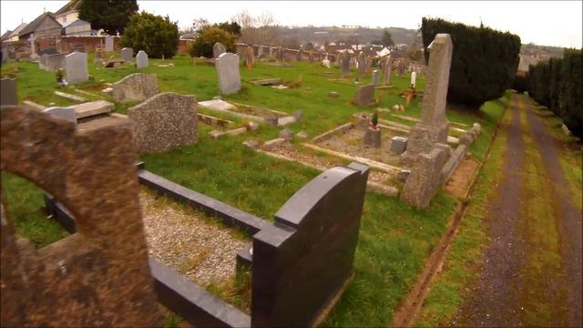 Английское кладбище. Заметки из английской провинции смотреть онлайн