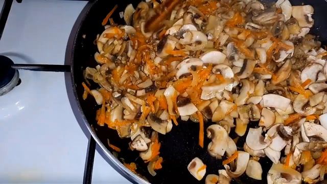 Салат с грибами и фасолью. смотреть онлайн