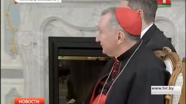 Лукашенко подарил Папе Римскому Фринциску рукотворную икону смотреть онлайн