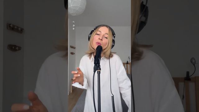 Ольга Брагина - Я не отступлю (cover Бьянка) смотреть онлайн