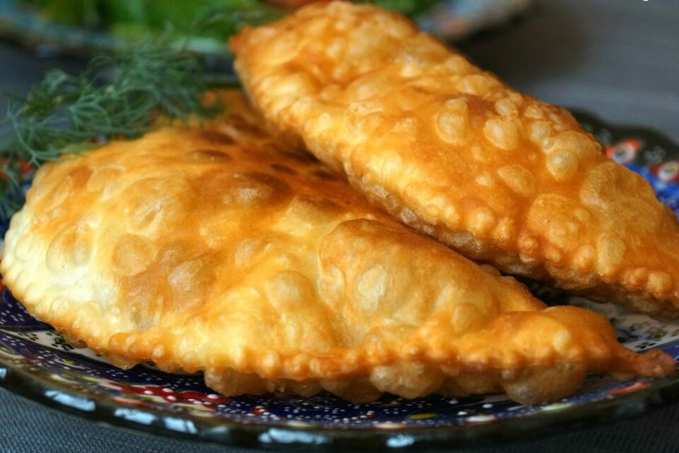 Обед на ВСЮ семью ЗА 200 руб. ЧЕБУРЕКИ! САМЫЙ ЛЕГКИЙ РЕЦЕПТ! СОЧНЫЕ ЧЕБУРЕКИ  #экономменю #чебуреки