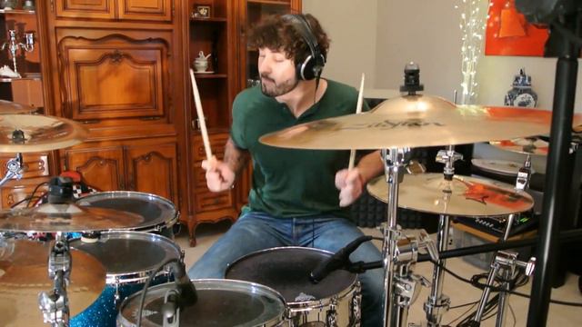 Ain't My Bitch (Metallica) - Drum cover by Xavbarker смотреть онлайн
