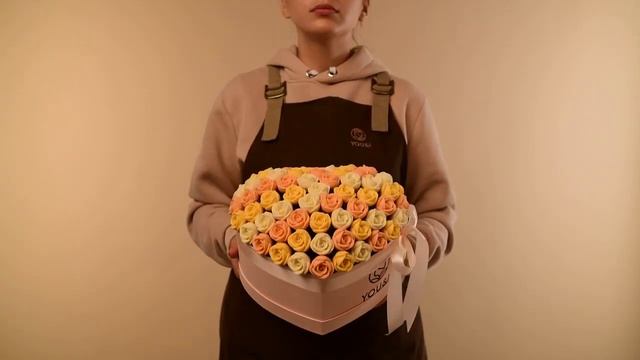 65 шоколадных роз в коробке сердце (ОЖБ в роз) смотреть онлайн
