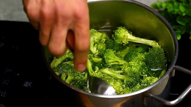 Brokkoli Auflauf Rezept Schnell Und Super Einfach Mit Käse-Schmand-Soße