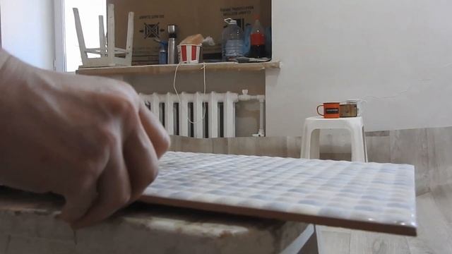 Резка Кафеля. Обыкновенным Пёрышком. Проще простого! смотреть онлайн