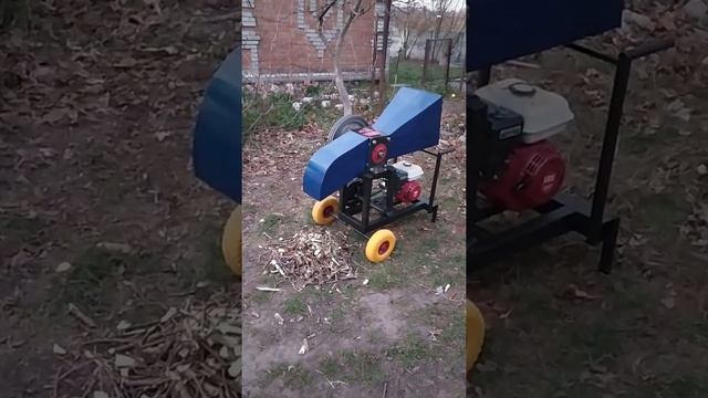 Самодельный измельчитель веток смотреть онлайн