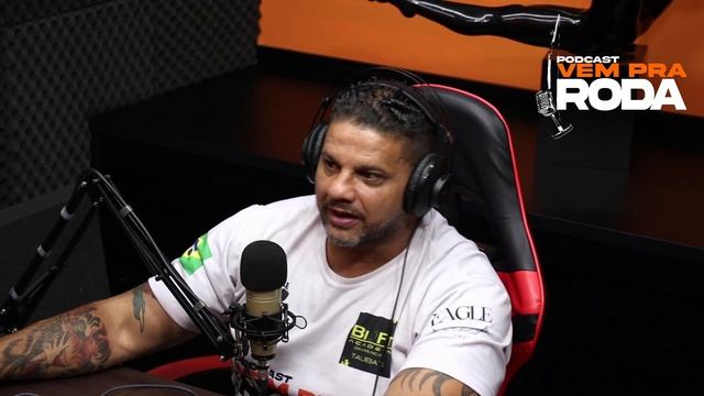 Vem pra Roda #14 - O Ser Humano ANTES do MESTRE de CAPOEIRA! (ft Mestre Tucano Preto) смотреть онлайн