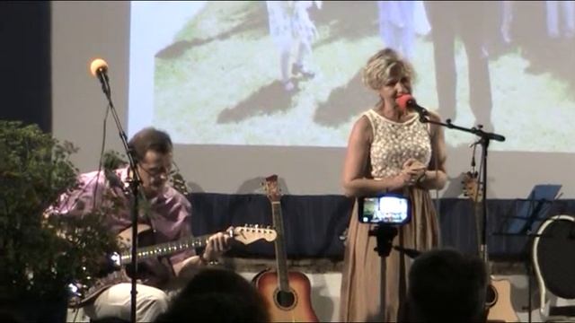 Супруги САВИЧЕНКО. ПО УЛИЦЕ МОЕЙ...Синий троллейбус, Клайпеда, 9.08.2015. смотреть онлайн