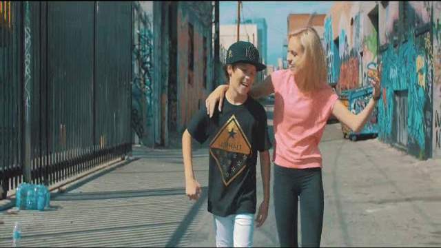 JohnnyO & Hayden Summerall - Uptown Funk смотреть онлайн