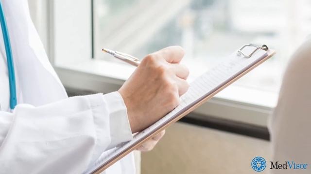 Почему болит в эпигастральной области (под ложечкой)? Возможные причины смотреть онлайн