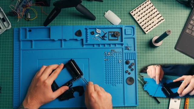 Instax mini 8 Teardown & Diana Instant Square talk смотреть онлайн