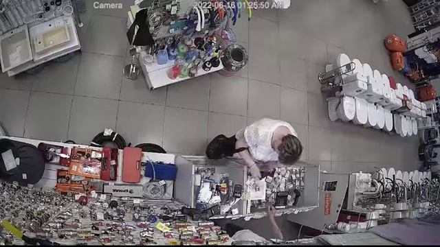 Присвоила чужой телефон смотреть онлайн