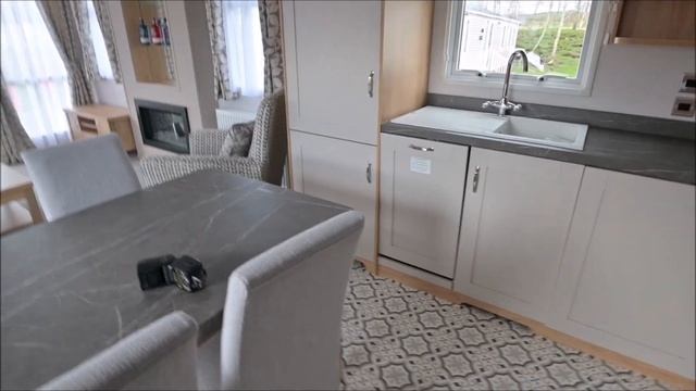 Carnaby Highgrove 40 x 12 2 bed video review смотреть онлайн