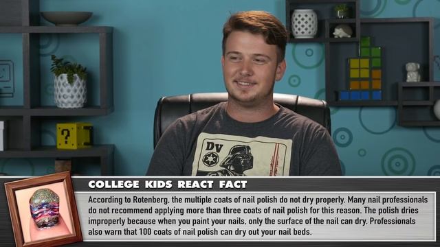 College Kids React to 100+ Coats Challenge (#POLISHMOUNTAIN) смотреть онлайн