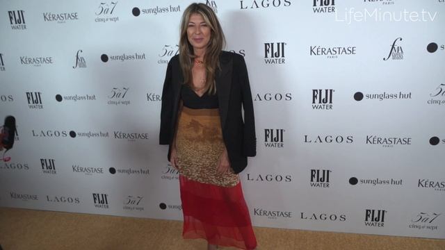 Sarah Jessica Parker and Pamela Anderson Honored at the 2023 Daily Front Row Fashion Media Awards смотреть онлайн