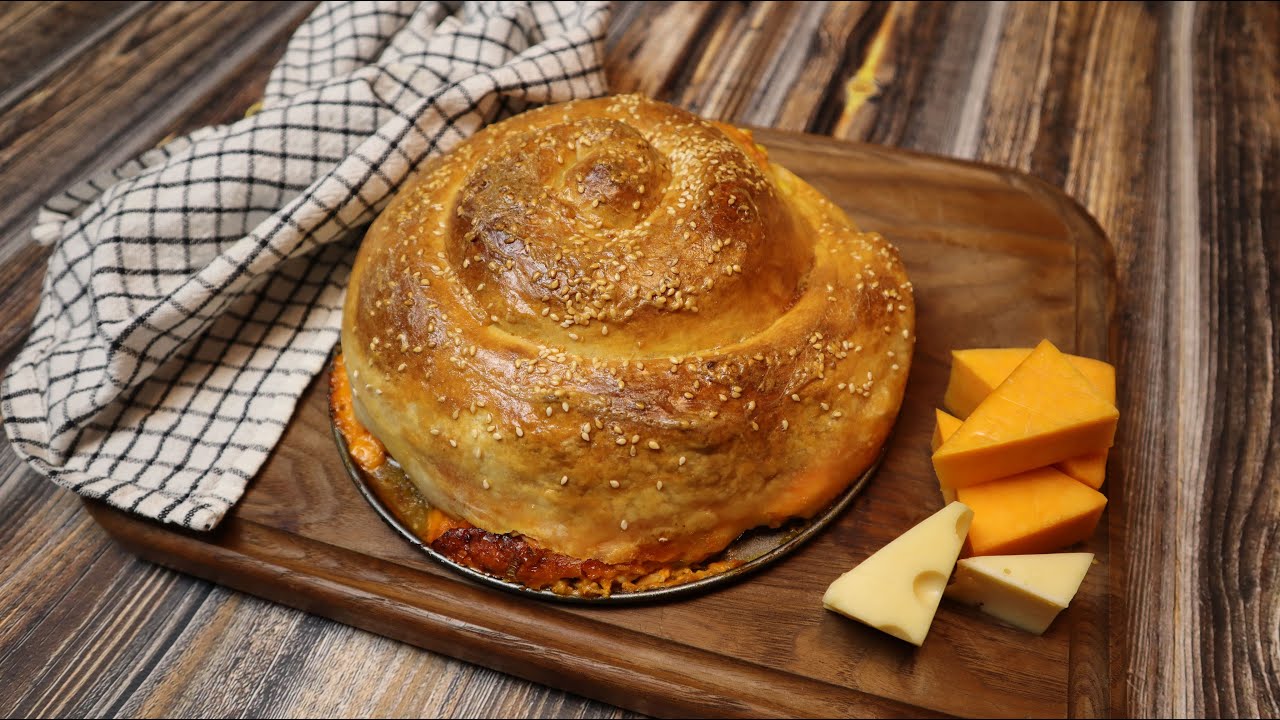 Рецепт - Необычный пирог с курицей и сыром, вкусный ужин! смотреть онлайн