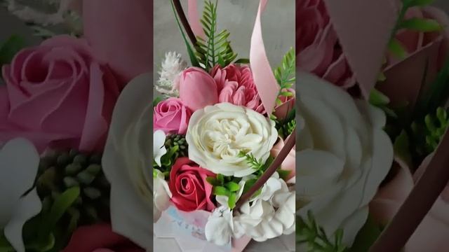 Букет из мыльных цветов #flovers #rose #cool #колпино #розы #тосно #beautiful смотреть онлайн