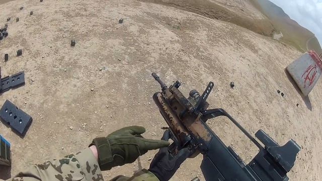 G36 with EOTech and Grenade launcher смотреть онлайн