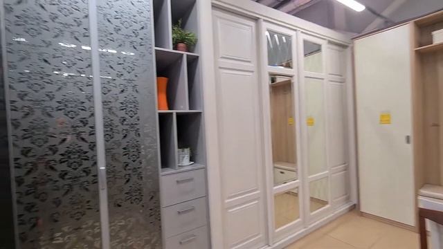Салон в ТЦ "СтройПарк" смотреть онлайн