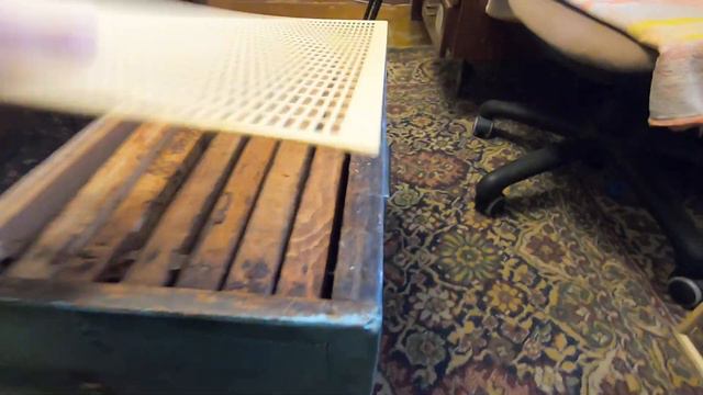 Очередной улей для двухматочного содержания пчел годов! Перехожу на 6 рамочники и корпуса! смотреть онлайн