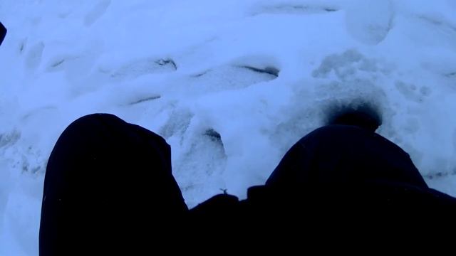 Зимний ОКУНЬ. Рыбалка в выходные смотреть онлайн