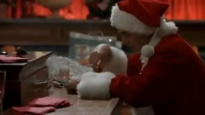 Плохой Санта в хорошем переводе Гоблина вступление