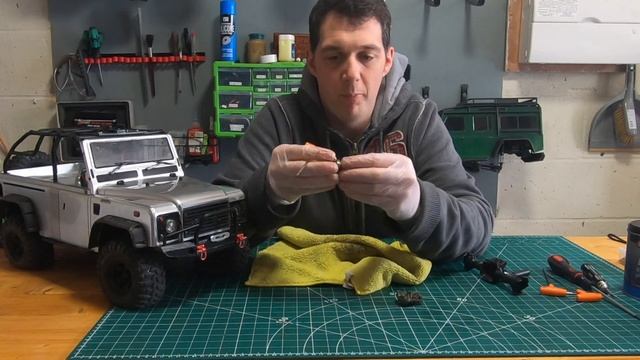 Locking a TRX 4 Diff смотреть онлайн