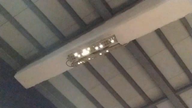 Весёлое освещение на станции Кушелевка (СПб). смотреть онлайн