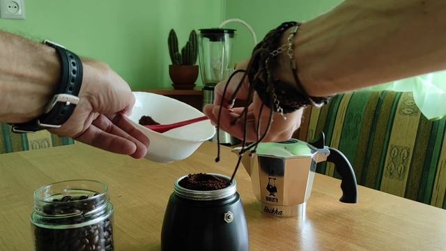 Готовим Iced Espresso.#coffee #coffeemaker #coffeelover #bialetti #espresso #mokaexpress #coffeelov
