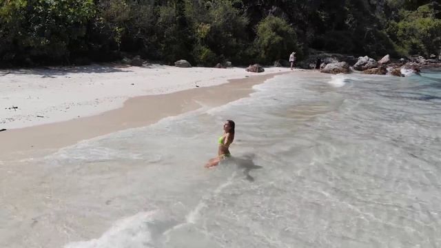 Нашли лучший Белоснежный Пляж в Паттайе / Pattaya White Sand Beach смотреть онлайн