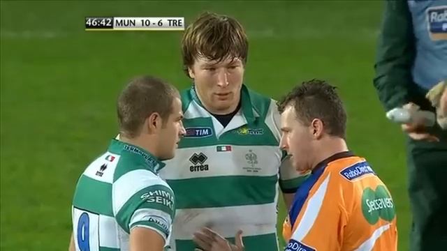 Nigel Owens makes it clear: "This is not soccer" смотреть онлайн