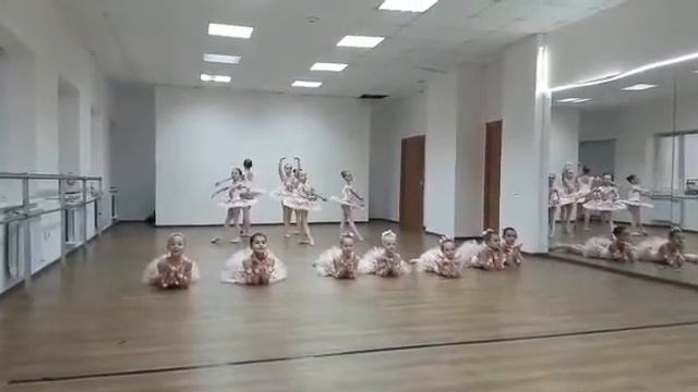Академия балета Вяхиревых. Оживленный сад. Композитор Людвиг Минкус
