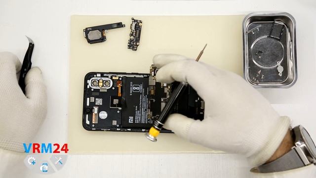 How To Disassemble ? Xiaomi Mi A2 (M1804D2SG) Take Apart Tutorial