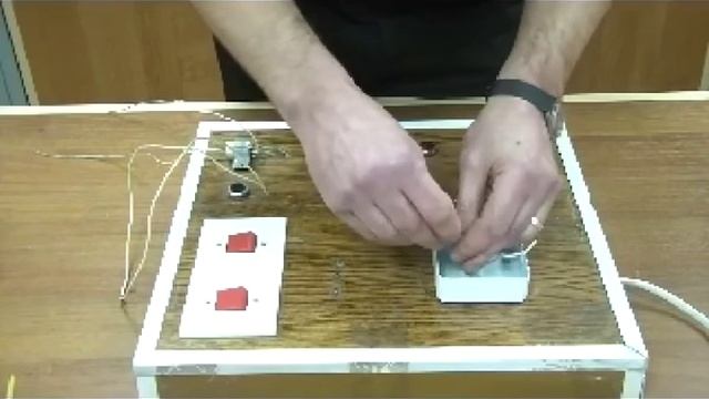 Подключение двух групп ламп при скрытой электропроводке смотреть онлайн