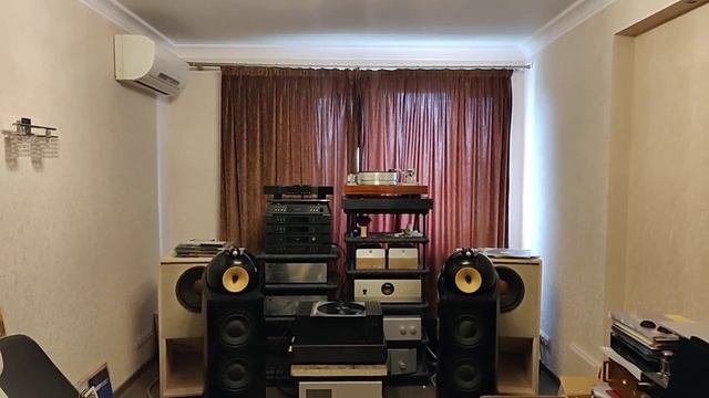 Ray Brown "Exactly Like You" - B&W Nautilus 802 - LYNX 17 - Soulution 721 - Pro Ject Signature 12 смотреть онлайн