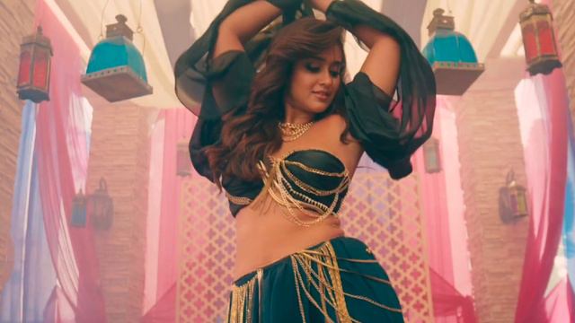 Hips Lips Eyes Thais Sab Gajab | Sab Gazab | Badshah | Ileana D'Cruz | New Hindi Songs 2023