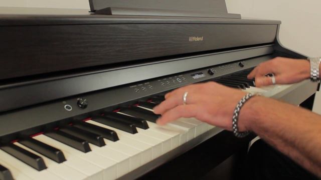 Roland HP702 & HP704 | Australian Piano Warehouse смотреть онлайн