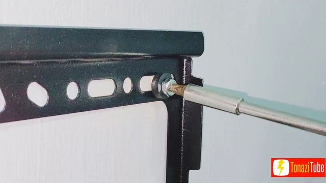 How To Install LED LCD PDP TV Wall Mount Bracket 26"- 63" Tutorial | DIY | смотреть онлайн