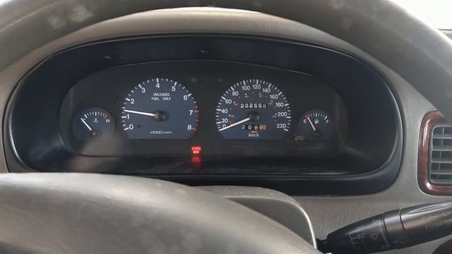 Kia Clarus GLX 2.0 16v - Video 01 - Colocando Em Funcionamento