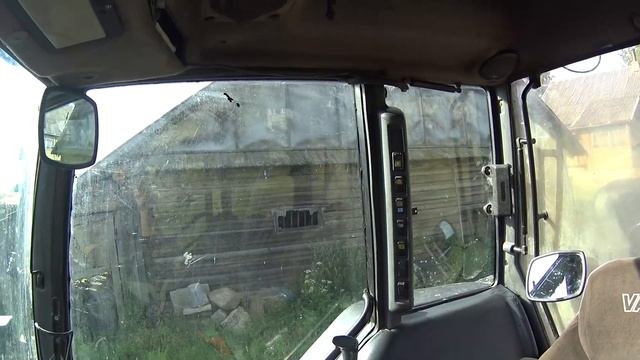 Уборка кабины Valtra. Запуск комбайна Massey Ferguson 7345s. смотреть онлайн