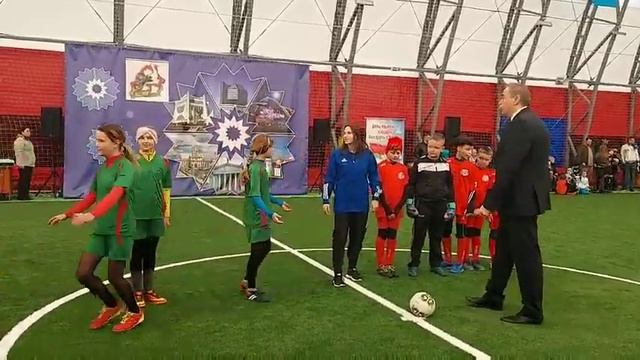 Открытие футбольного манежа в Лиде. Первый удар по мячу смотреть онлайн